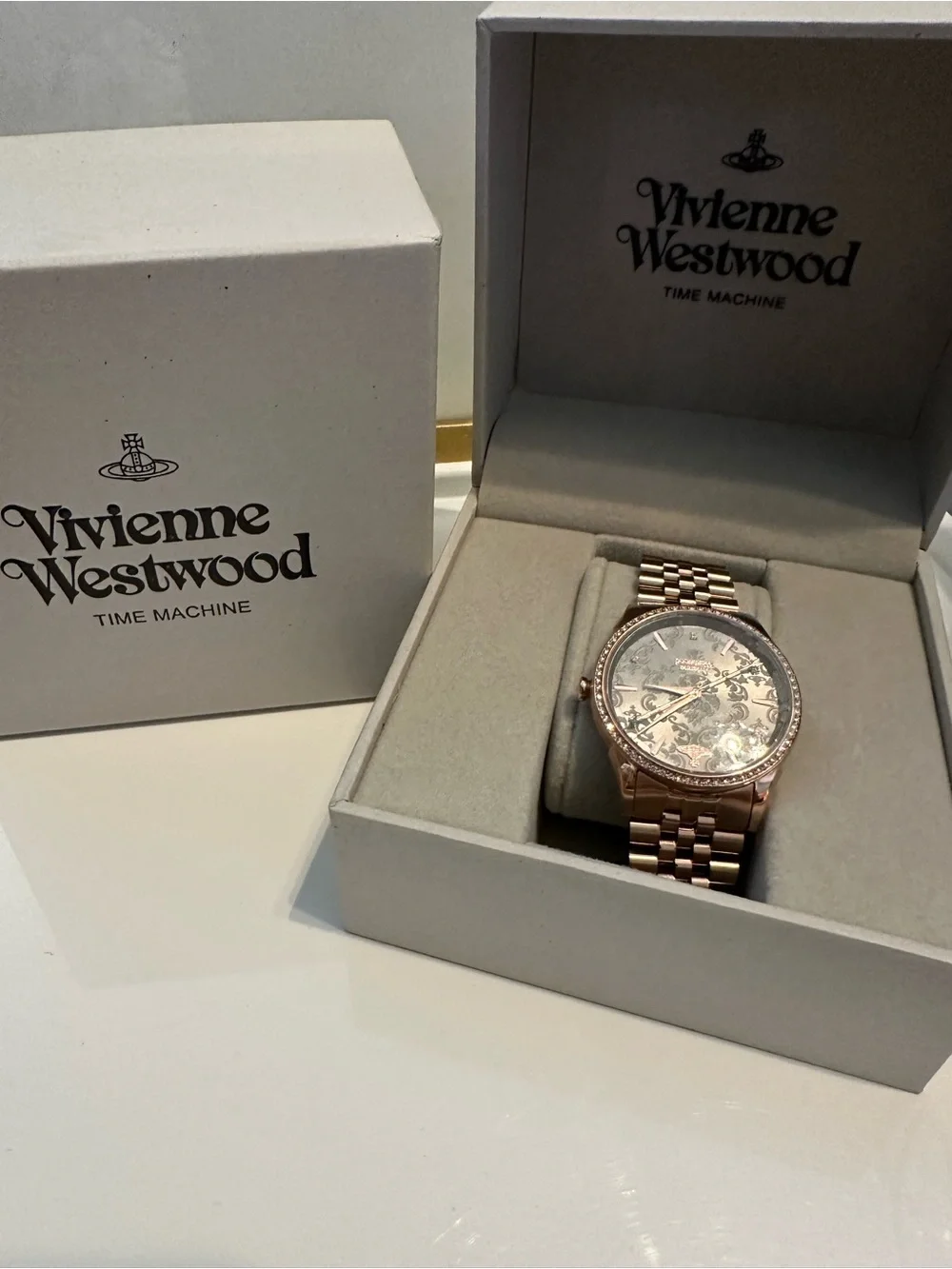 New Vivienne Westwood Wallace Rose Gold Crystal Swiss Watch w Box
